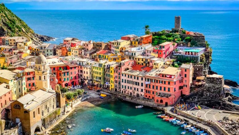 Panoramic view of the colorful village of Vernazza in Cinque Terre, Italy.