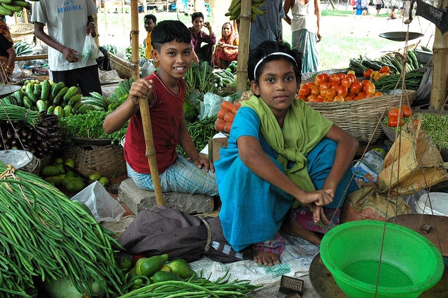 child street vendors