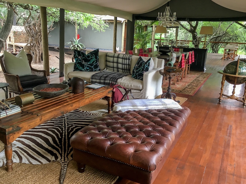 The lush, open-aired living room at Rhino Sands in south africa